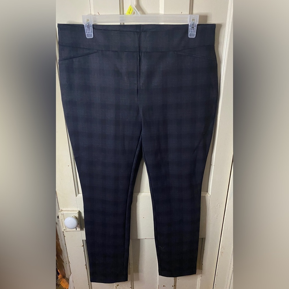 Grey plaid work leggings